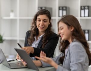 Aide à la recherche pour la thèse